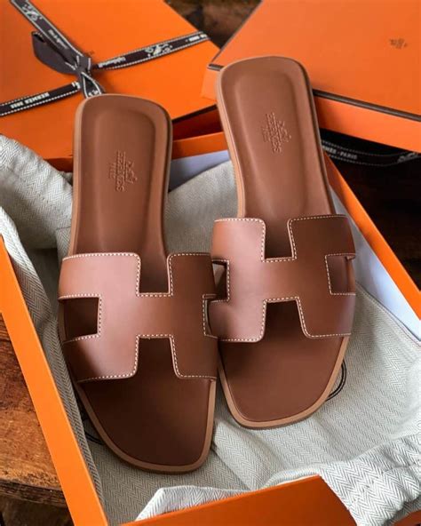 hermes vs kaitlyn pan sandals|second hand hermes oran sandals.